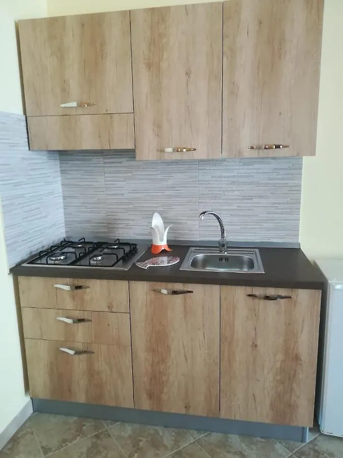 Pineta Sul Mare Apartment Castelluzzo Italy